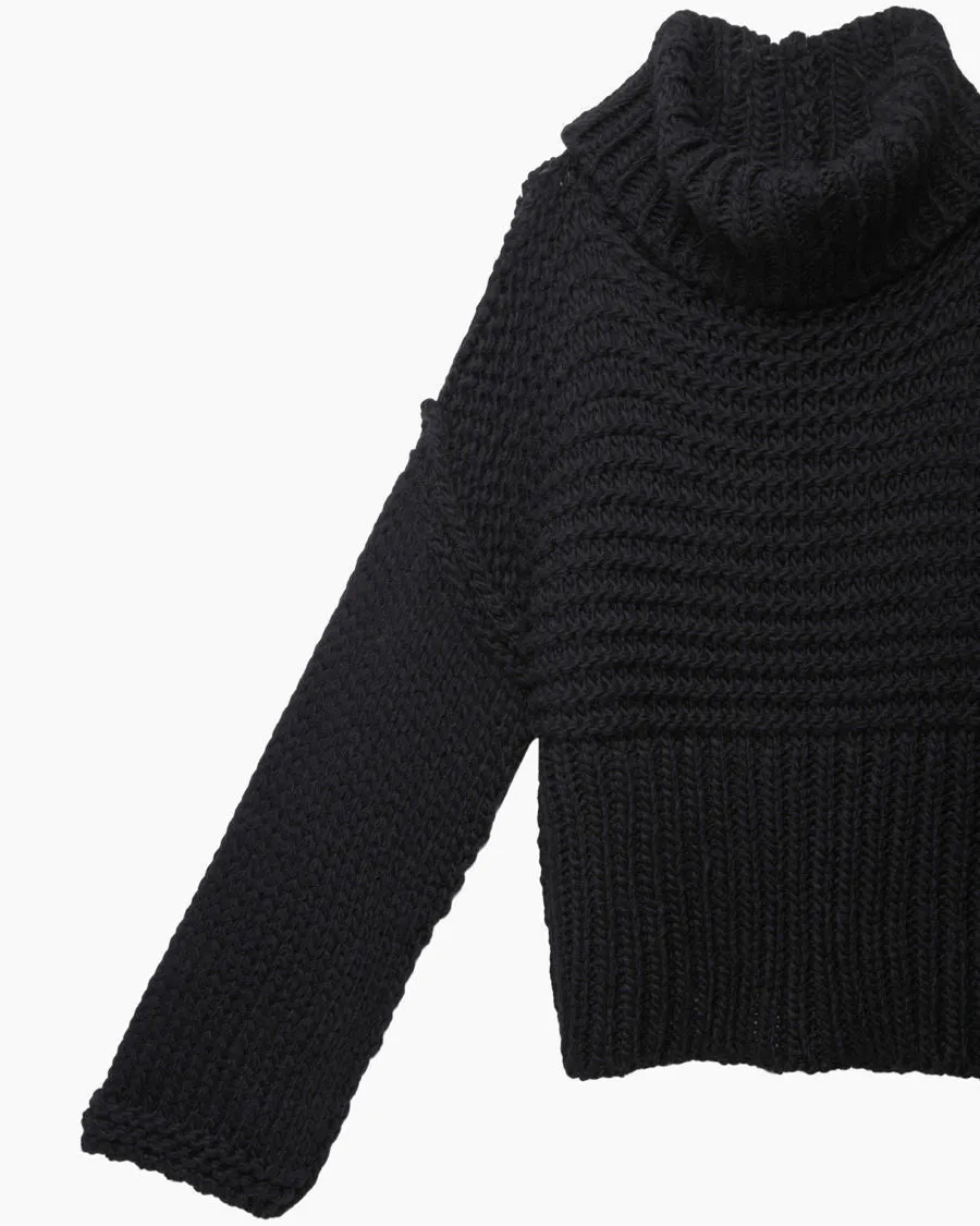 Gaja Turtleneck