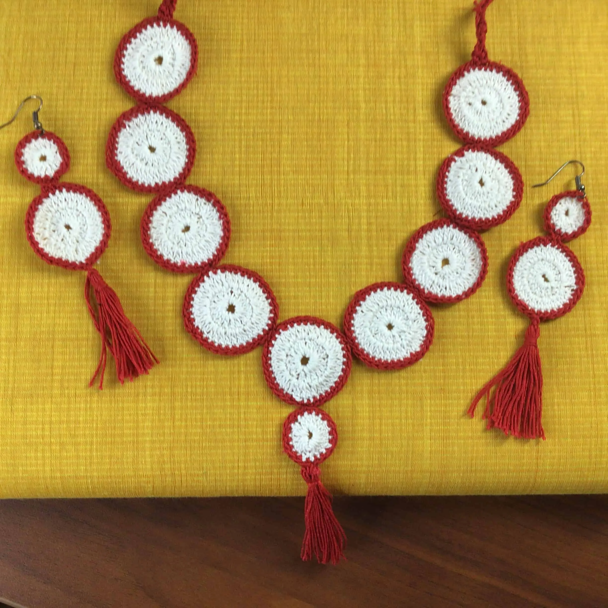 Mesmerising White & red Handmade Crochet Necklace & Earring Set