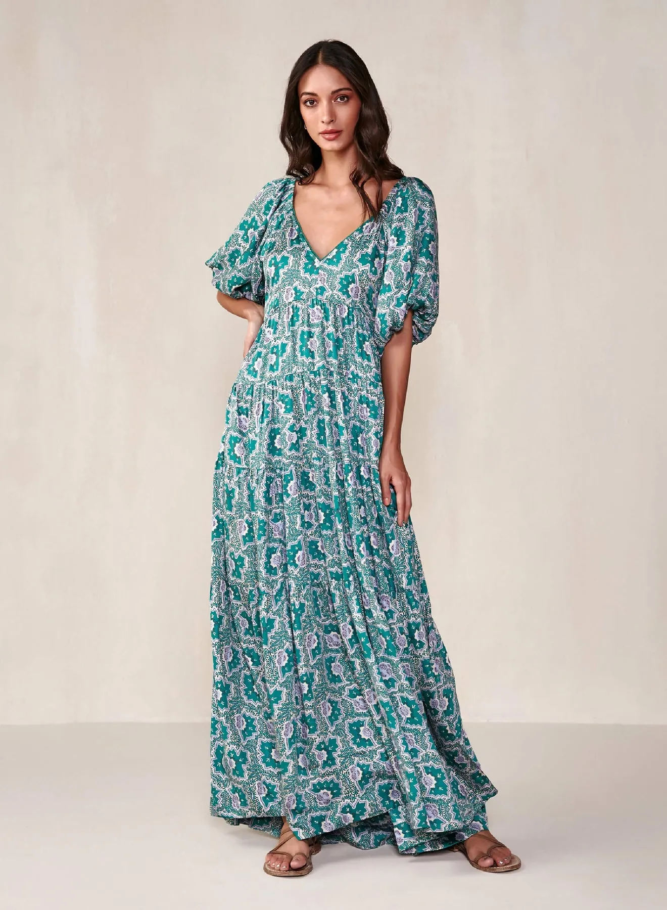 Omika Ila Maxi