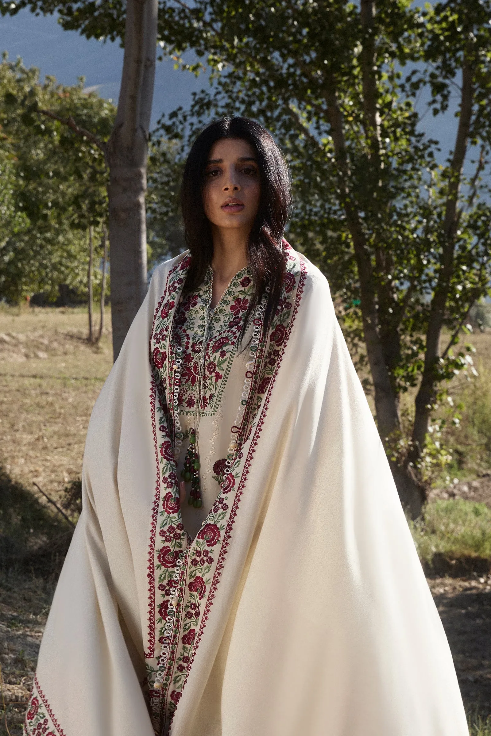 Winter'24 - Aabroo (Zw24-07)